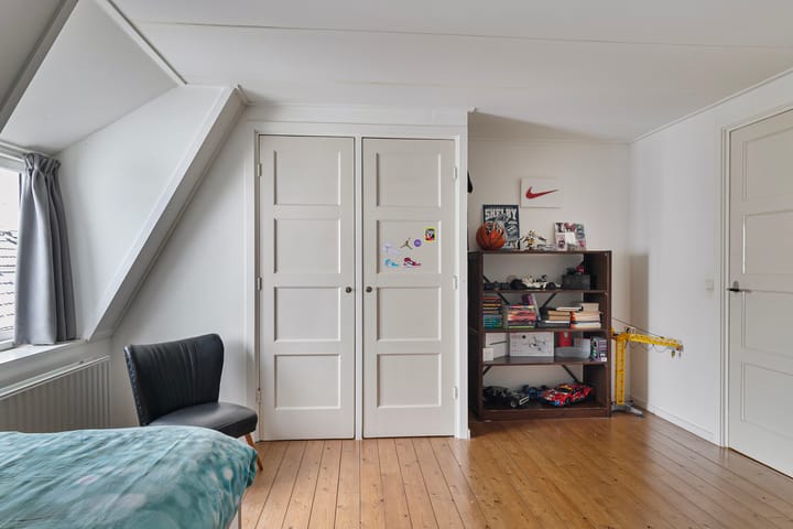 Foto 26 van Lheeweg 21