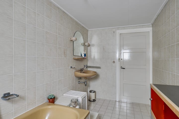 Foto 30 van Lheeweg 21