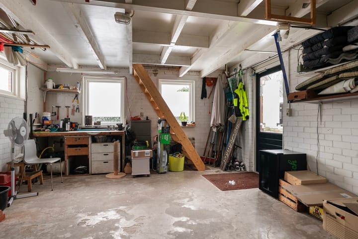 Foto 33 van Lheeweg 21