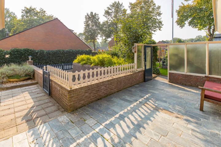 Foto 13 van Julianalaan 32