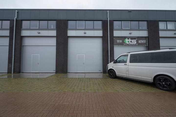 Zeilweg 32-U72