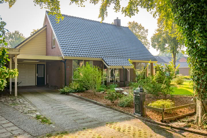 Foto 38 van Julianalaan 32