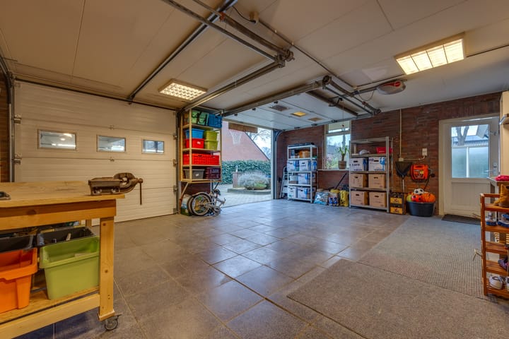 Foto 50 van Julianalaan 32