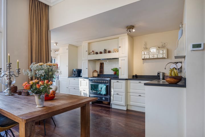 Photo 12 of Herenstraat 126