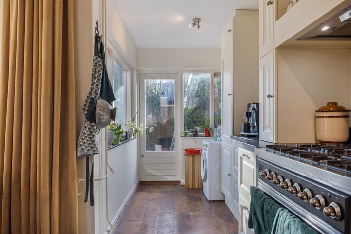 Photo 14 of Herenstraat 126