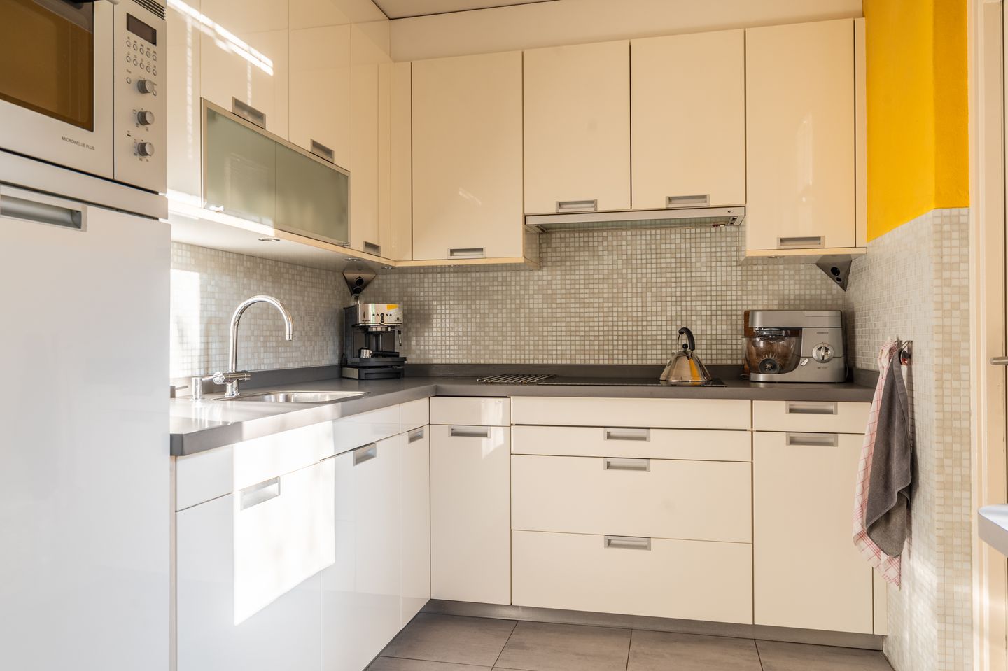 Foto 10 van Triton 14