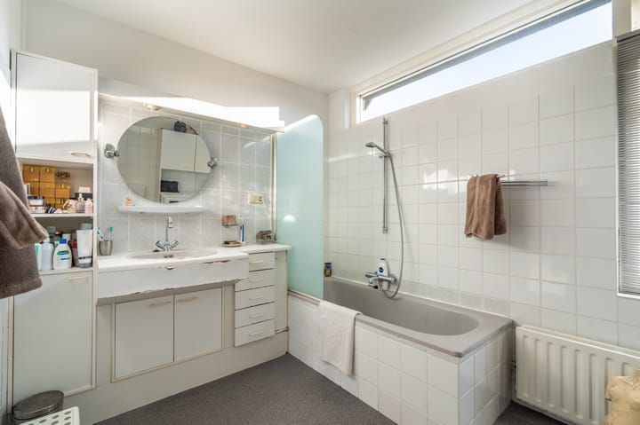 Foto 21 van Triton 14