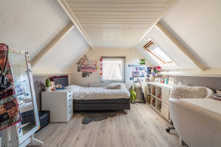 Foto 24 van Triton 14