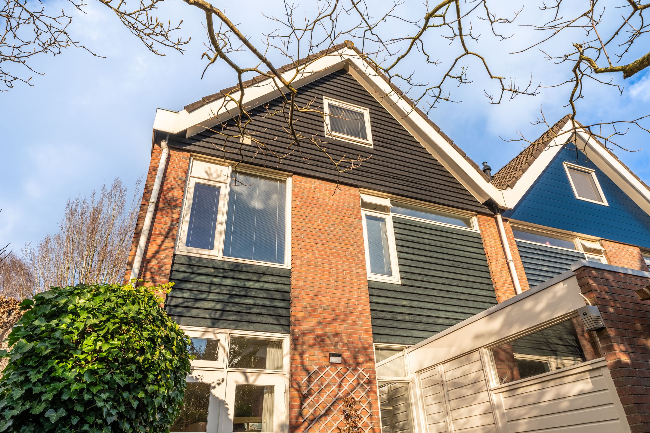 Foto 33 van Triton 14