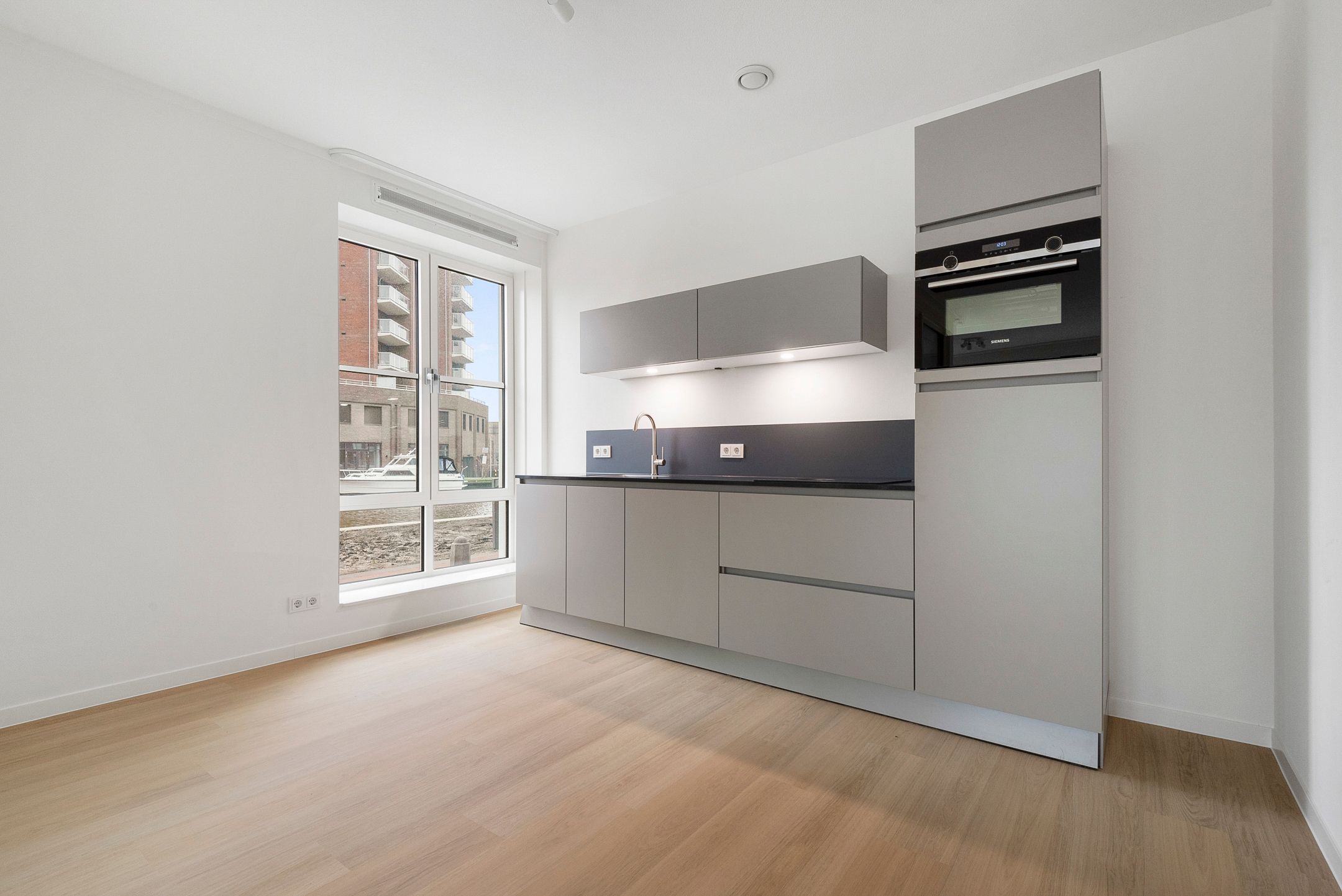 Photo 3 of Gedempte Where 34