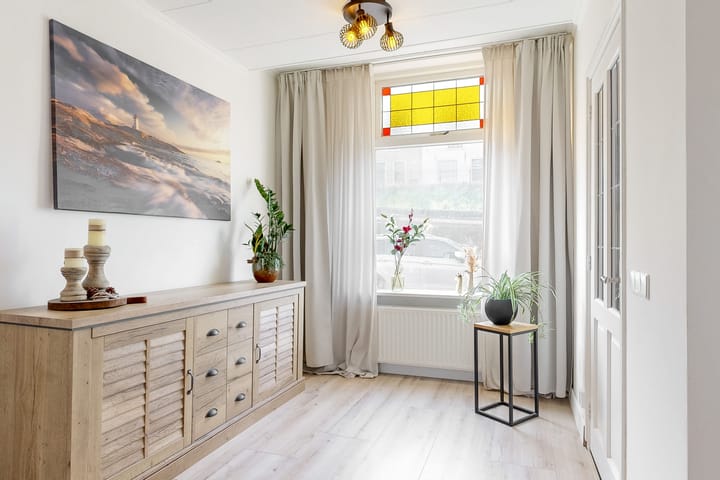 Foto 14 van Van der Horststraat 4