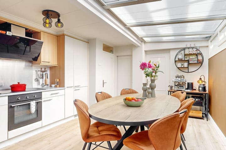 Foto 15 van Van der Horststraat 4