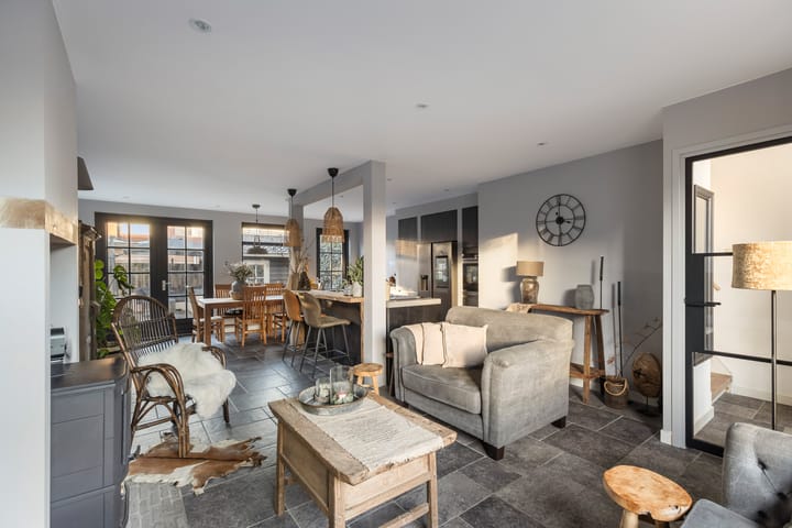 Foto 1 van Tromplaan 34