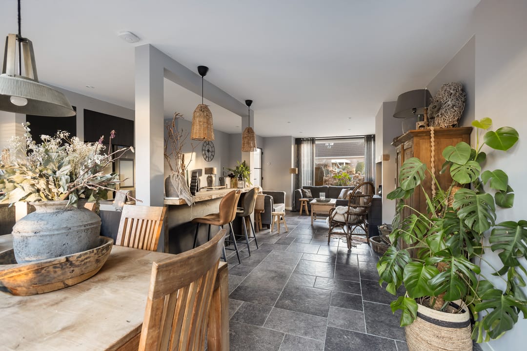 Foto 16 van Tromplaan 34