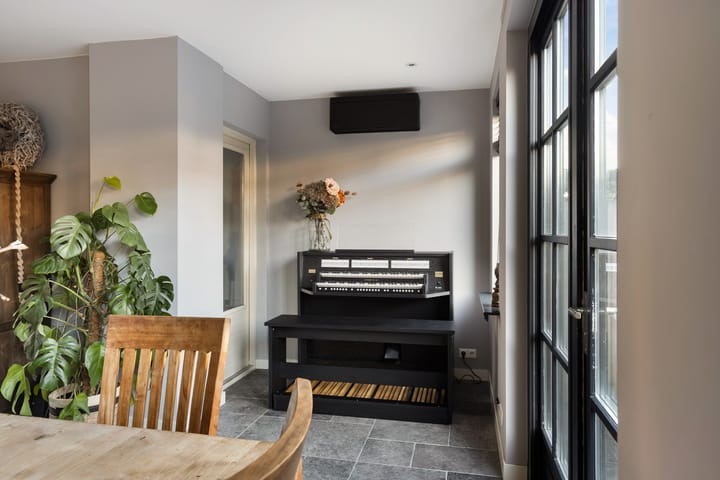 Foto 18 van Tromplaan 34