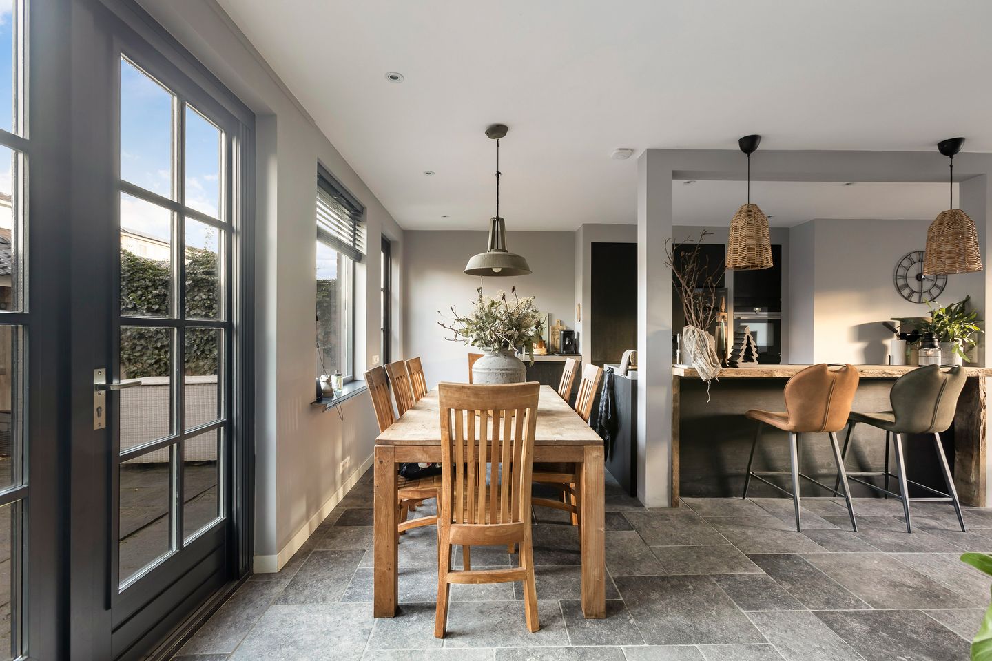 Foto 19 van Tromplaan 34