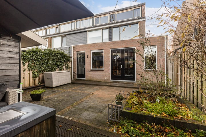 Foto 28 van Tromplaan 34