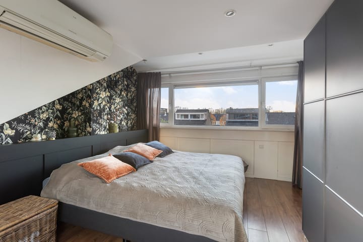 Foto 44 van Tromplaan 34