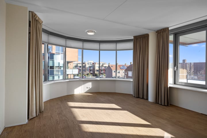 Foto 17 van Molukkenstraat 33