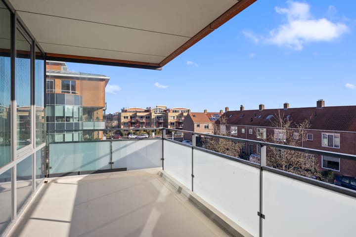 Foto 23 van Molukkenstraat 33