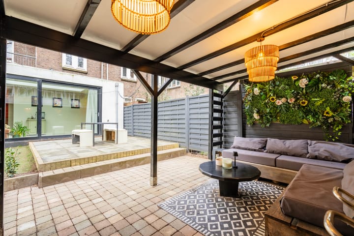 Foto 1 van Paramaribostraat 160