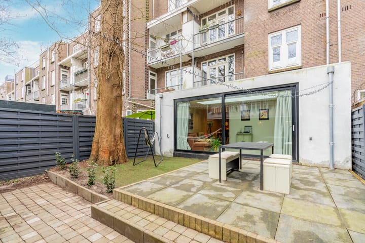 Foto 17 van Paramaribostraat 160