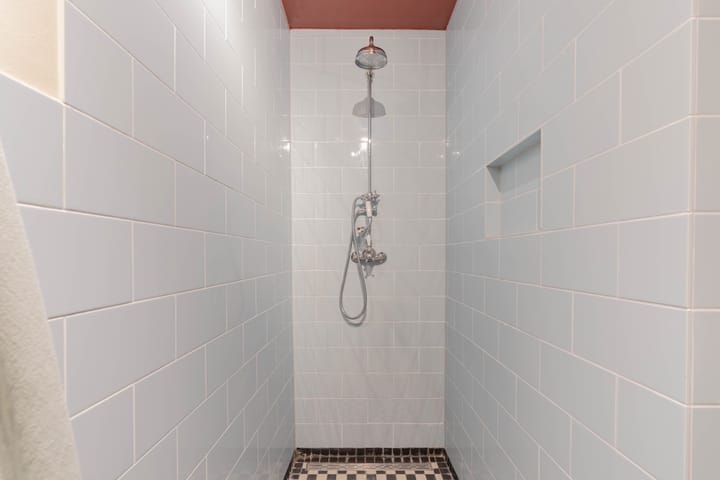 Foto 31 van Paramaribostraat 160