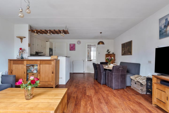 Foto 6 van Vogellaan 8