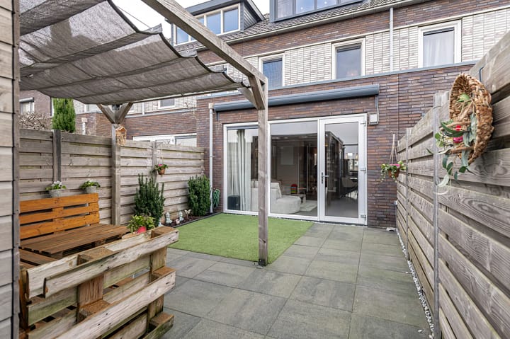 Foto 13 van Kees van Lintstraat 33