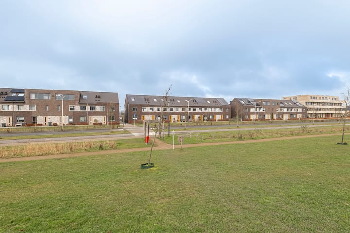 Foto 41 van Kees van Lintstraat 33