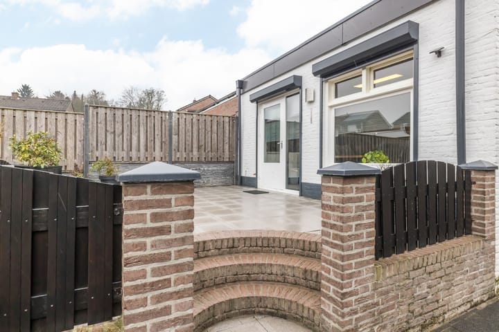 Foto 31 van Meidoornstraat 7