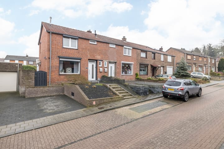 Foto 32 van Meidoornstraat 7