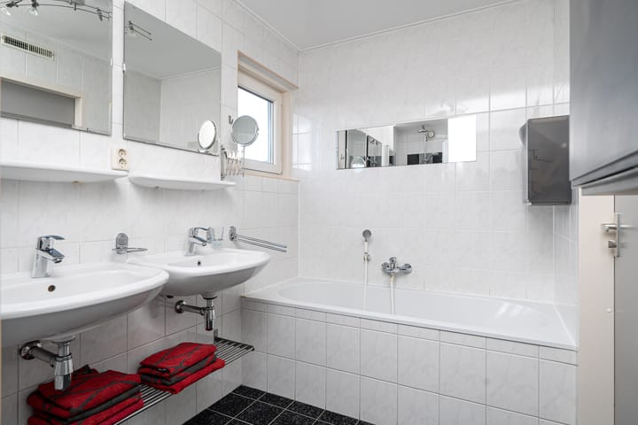 Photo 46 of Wite Finne 35