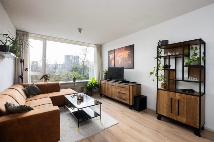 Foto 10 van Telemannstraat 1