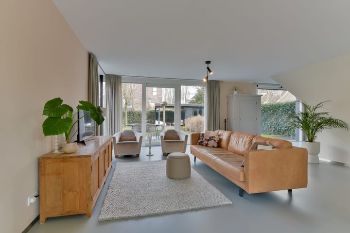 Foto 16 van Johann Strausslaan 7