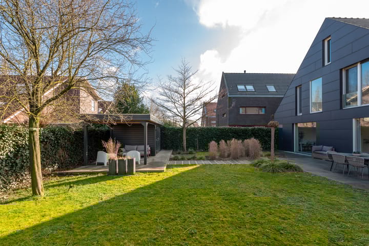 Foto 22 van Johann Strausslaan 7