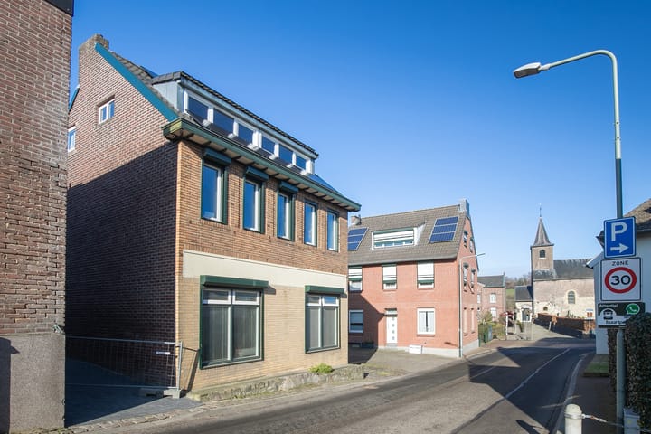 Photo 23 of Kruisweg 1