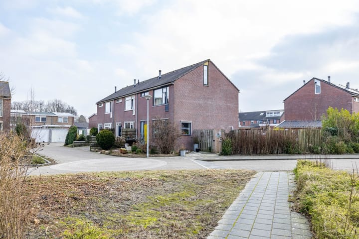 Foto 42 van B.H. Broekemastraat 12