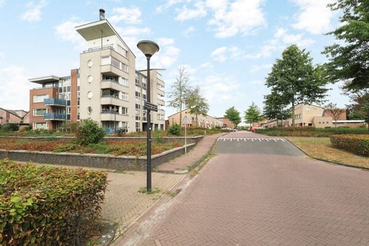 Foto 24 van Hoenderbosplein 63