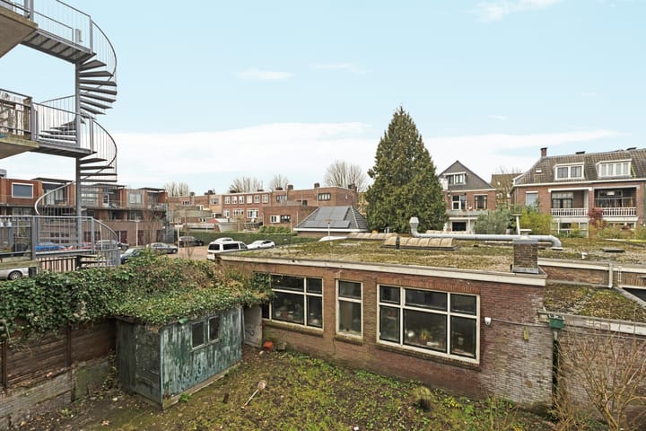 Foto 15 van Willem Barendszstraat 6