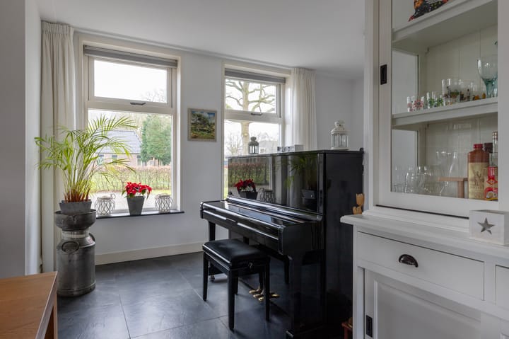 Foto 16 van Paasloërweg 43