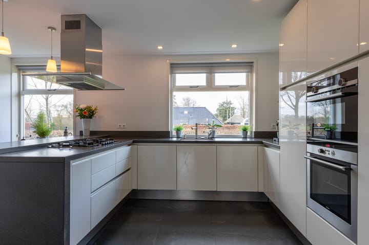 Foto 18 van Paasloërweg 43