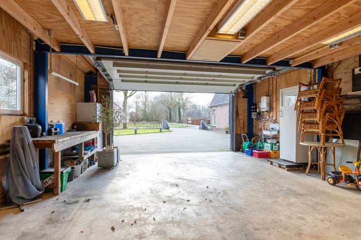 Foto 52 van Paasloërweg 43