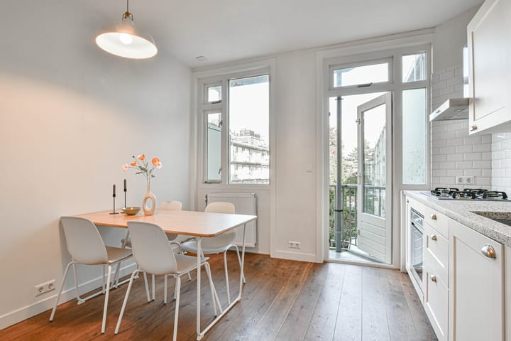 Foto 14 van Antillenstraat 8-C