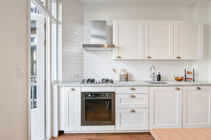 Foto 15 van Antillenstraat 8-C