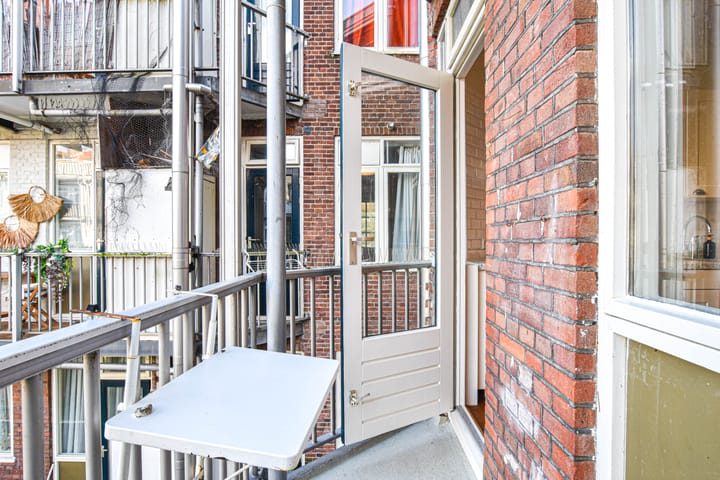 Foto 20 van Antillenstraat 8-C