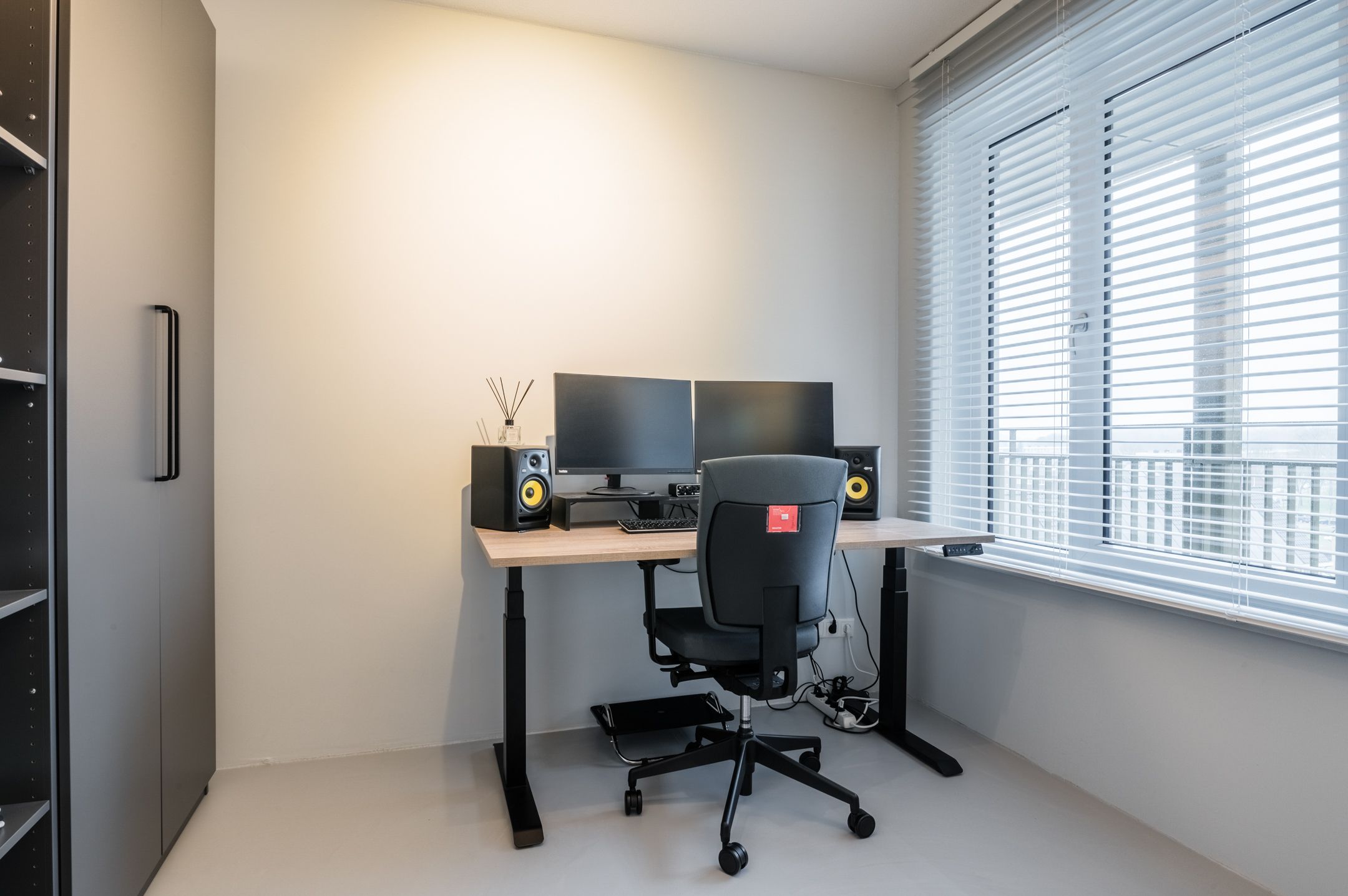 Photo 18 of Heinsiusstraat 111