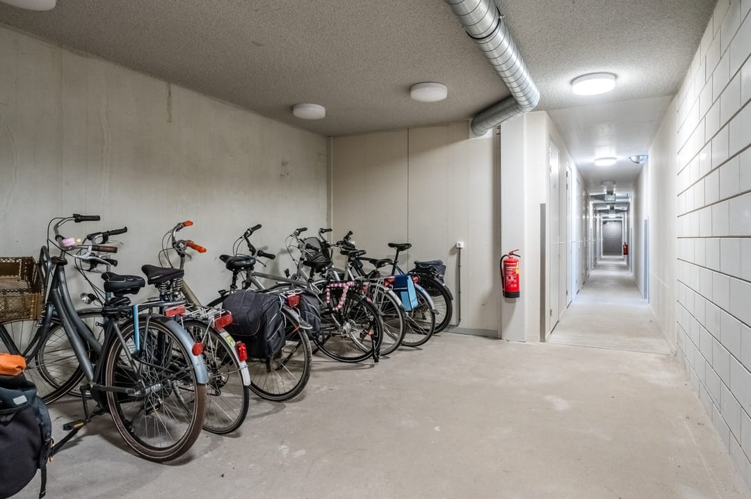 Photo 28 of Heinsiusstraat 111