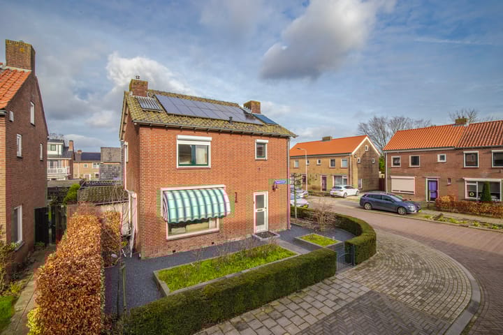 Foto 8 van Oranjestraat 13