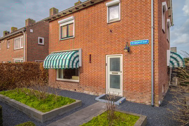 Foto 10 van Oranjestraat 13